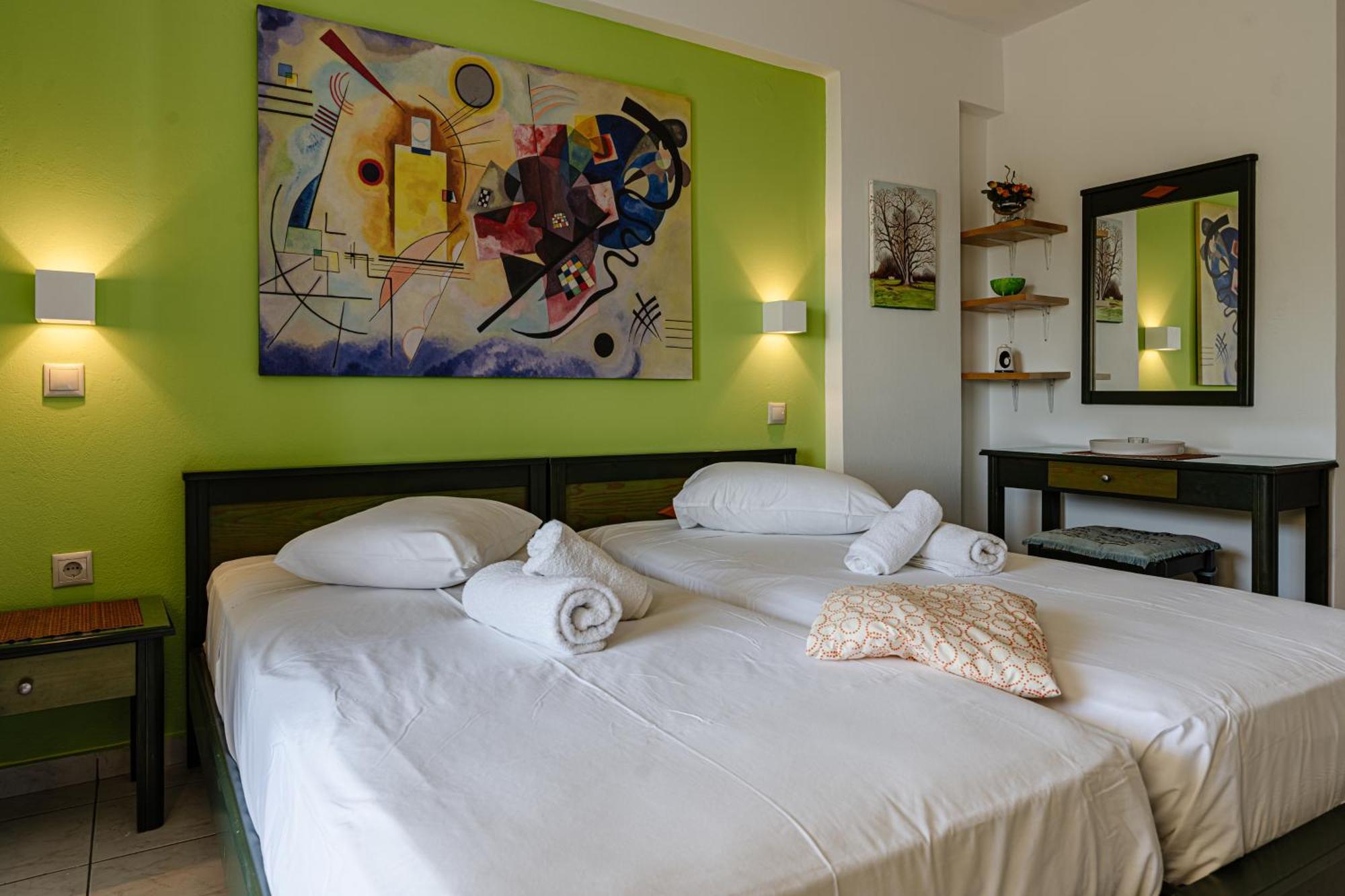 Seafront Spirit Suites 扎金索斯镇 客房 照片