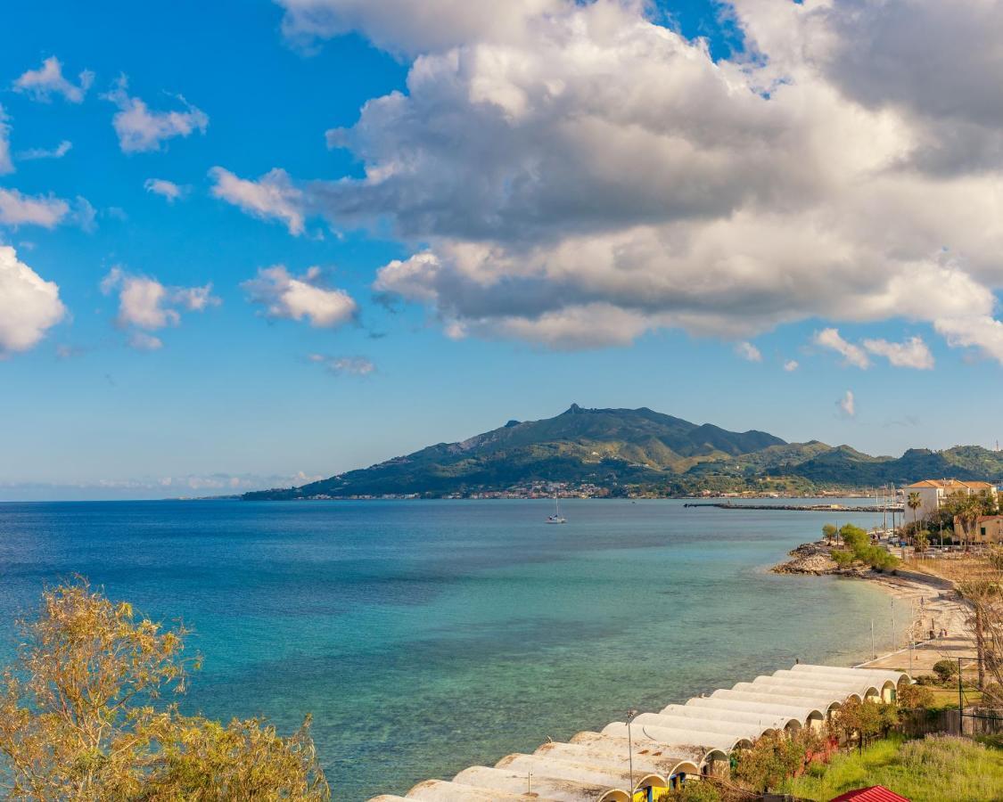 Seafront Spirit Suites 扎金索斯镇 外观 照片